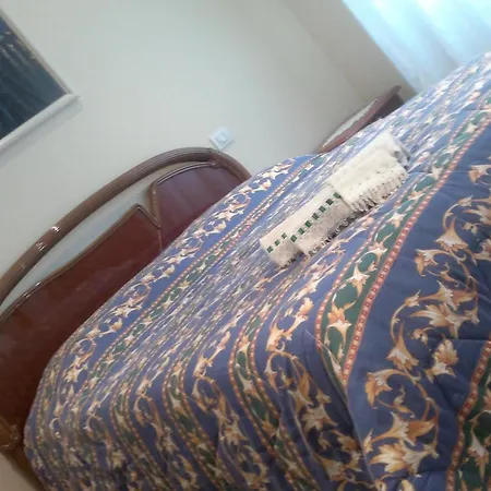 In Centro 3* 圣贝内代托-德尔特龙托